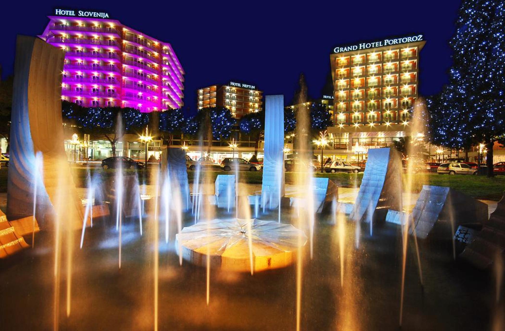 Hotel Slovenija - Terme & Wellness Lifeclass Порторож Екстериор снимка The Grand Hotel Portorose