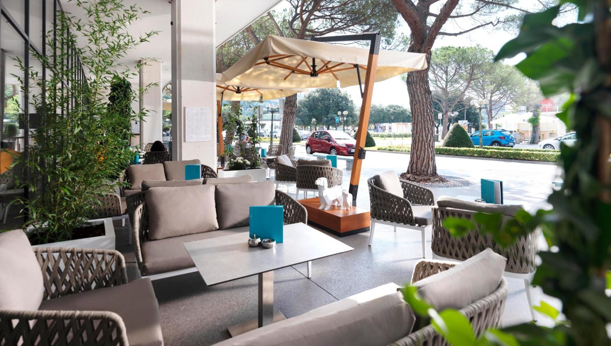 Hotel Slovenija - Terme & Wellness Lifeclass Порторож Екстериор снимка The Terrace