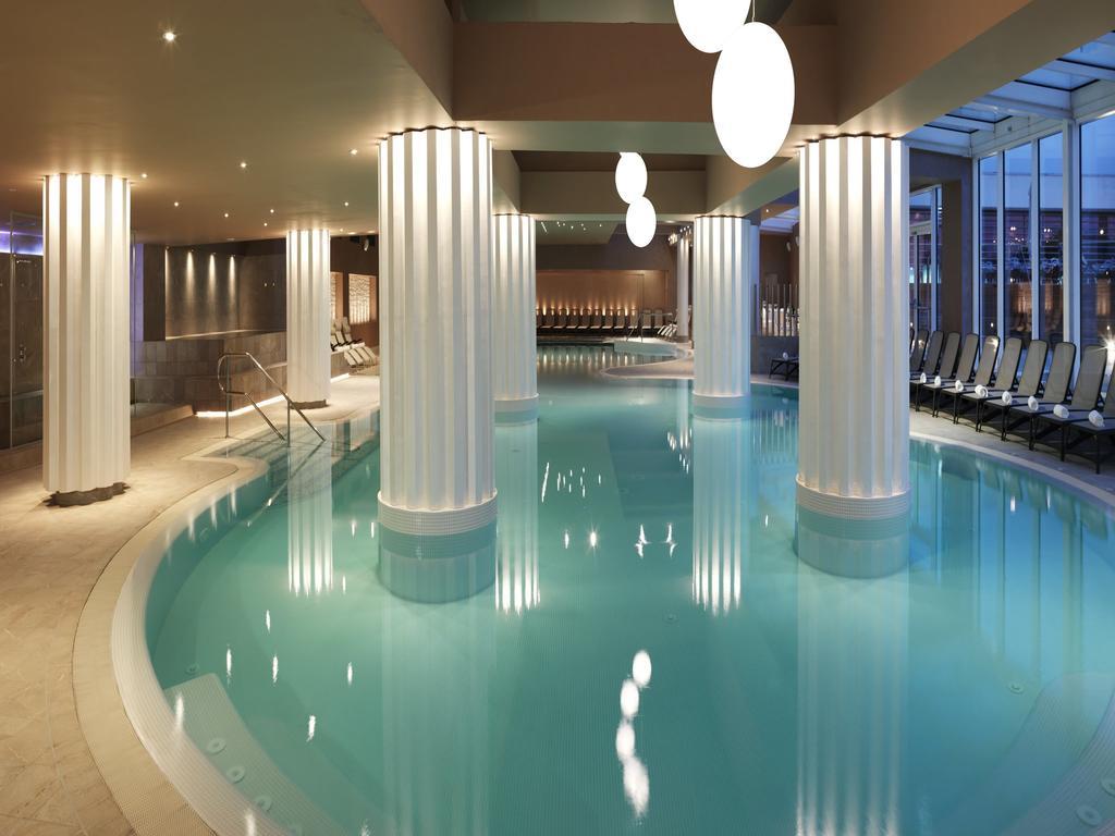 Hotel Slovenija - Terme & Wellness Lifeclass Порторож Екстериор снимка The pool at the InterContinental