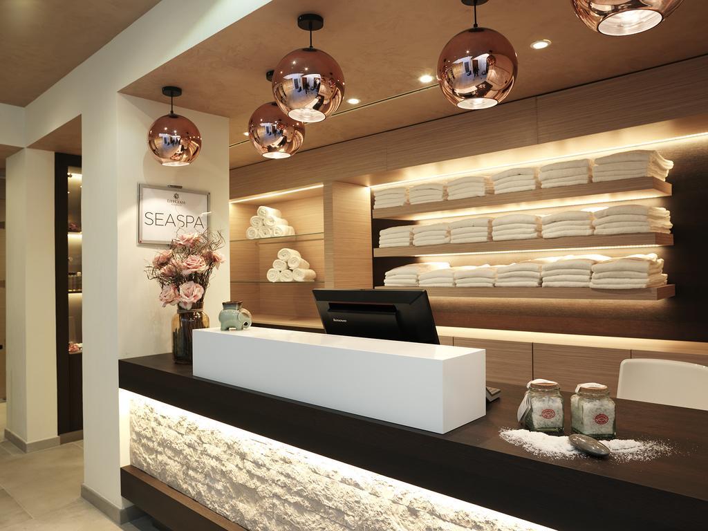 Hotel Slovenija - Terme & Wellness Lifeclass Порторож Екстериор снимка Reception desk at a spa